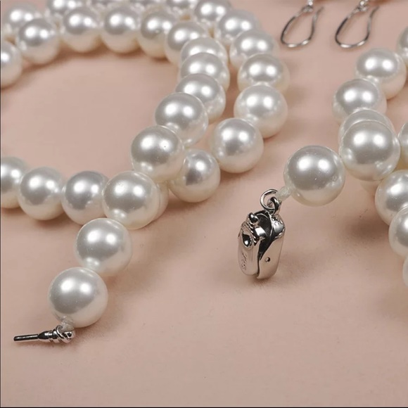 Shell pearls - Picture 2 of 7